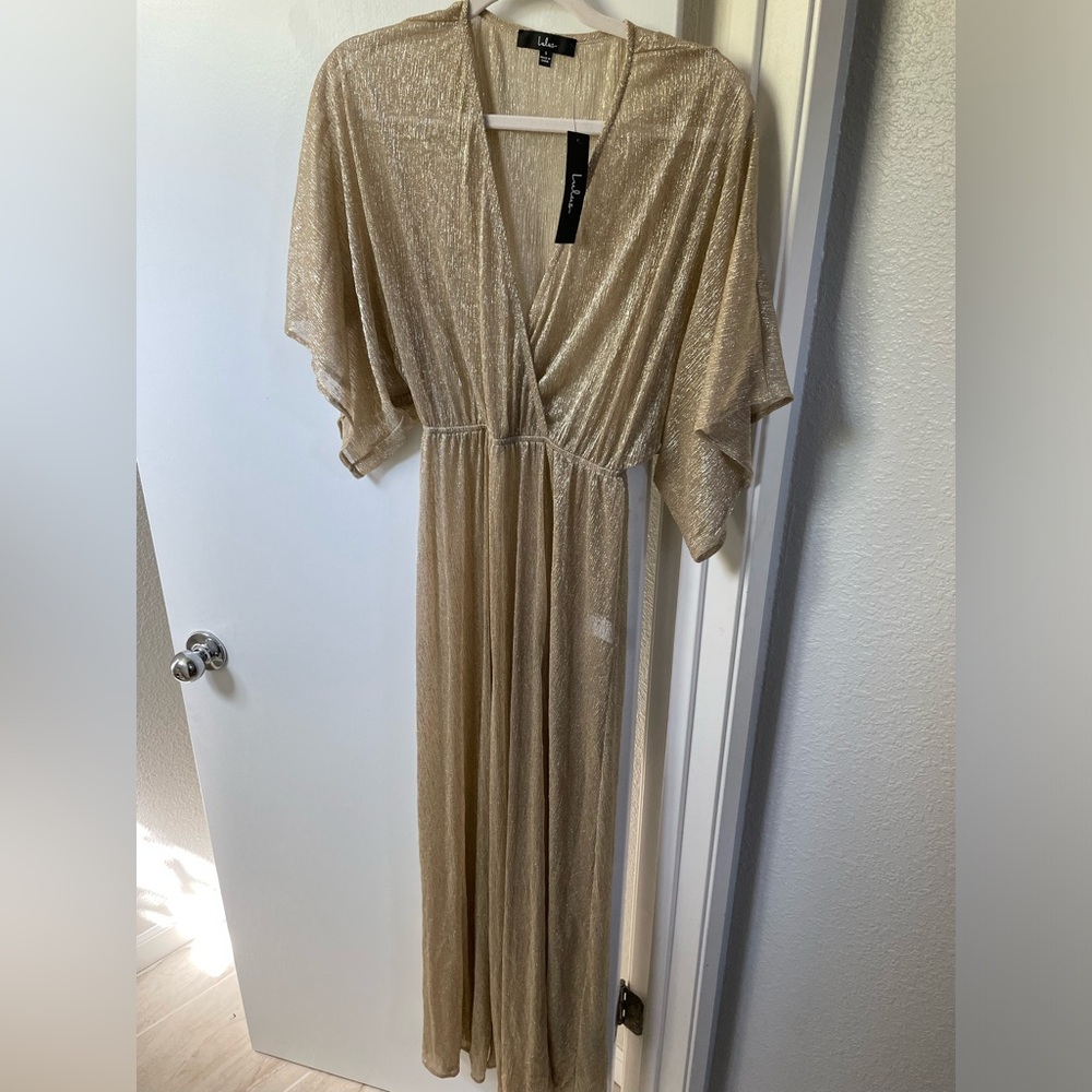 Lulus cover up